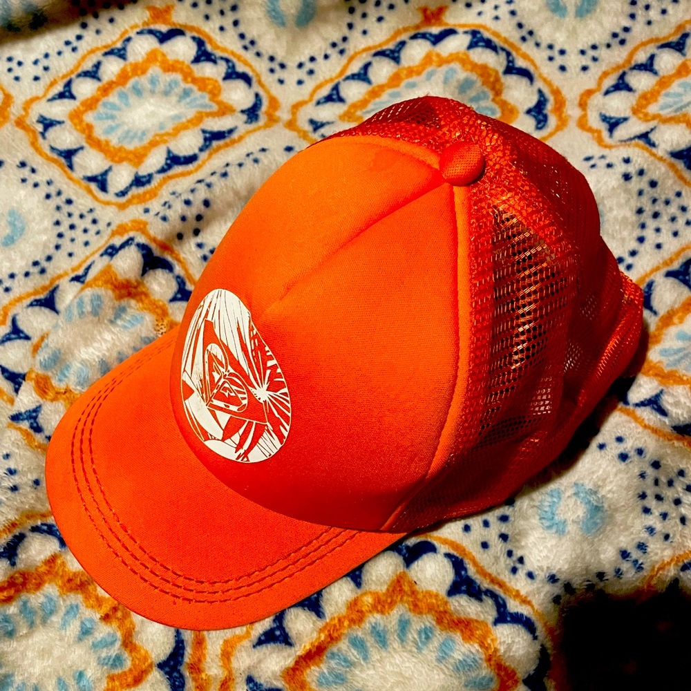 ROXY Woman’s Hearts Trucker Mesh Snapback Hat